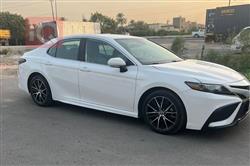 تۆیۆتا کامری